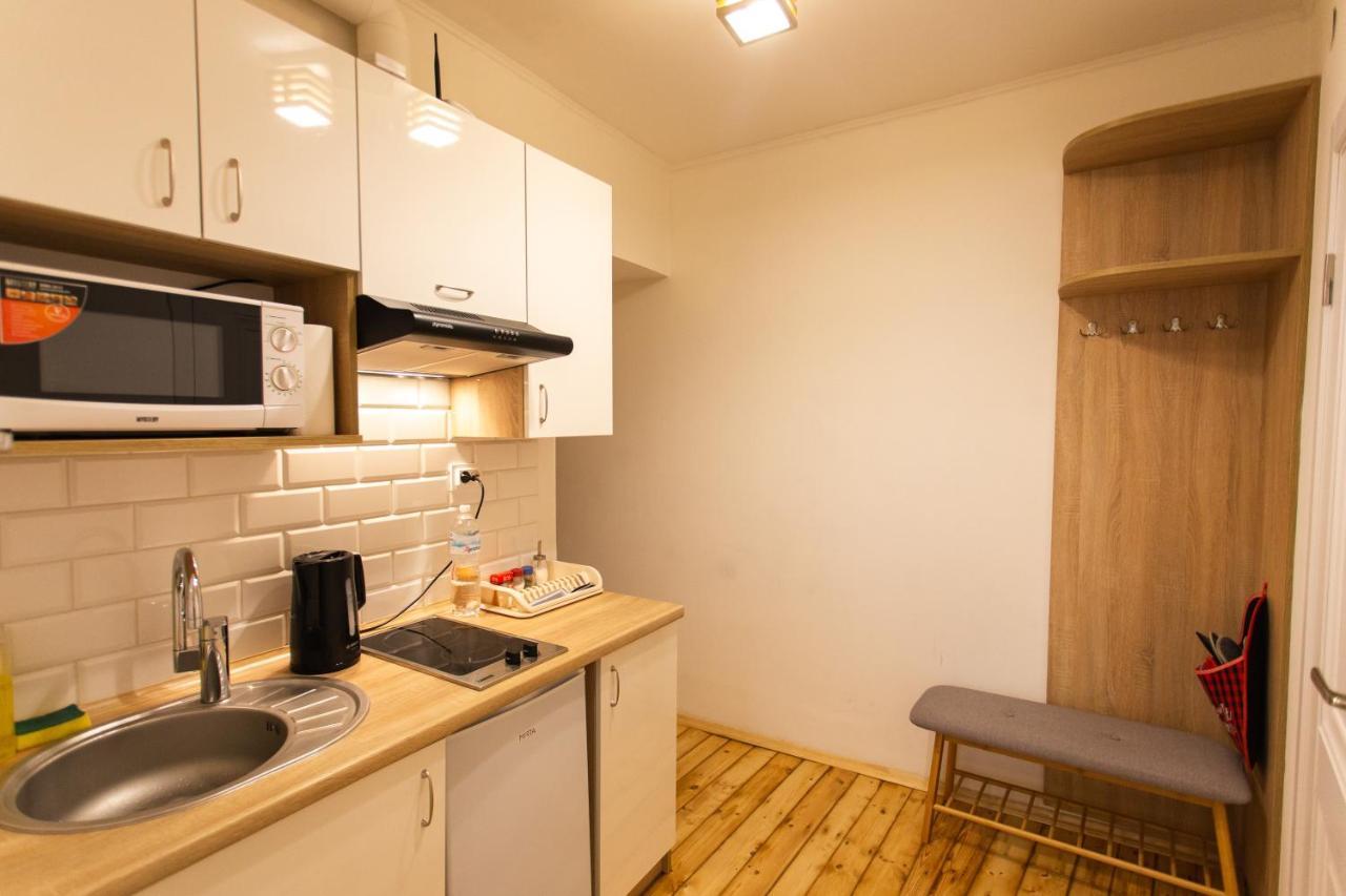 Peaceful Studio On Rynok Square Lviv Exterior photo